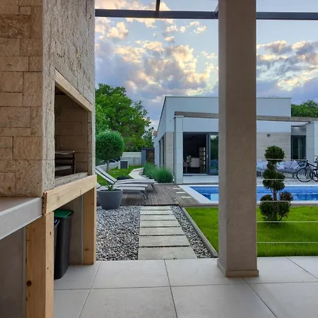 Luxury Design Maell With Private Pool And High Level Of Privacy - Wiibuk Villa *