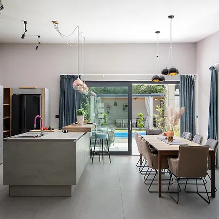 Luxury Design Maell With Private Pool And High Level Of Privacy - Wiibuk Villa *