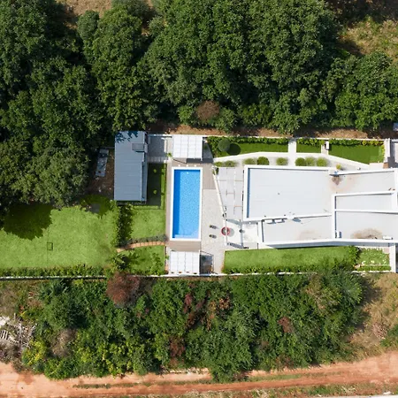 Luxury Design Maell With Private Pool And High Level Of Privacy - Wiibuk *