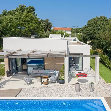 Luxury Design Maell With Private Pool And High Level Of Privacy - Wiibuk Šišan