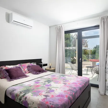 Luxury Design Maell With Private Pool And High Level Of Privacy - Wiibuk Šišan